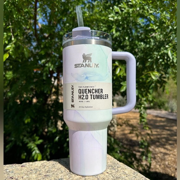 Stanley Quencher H2.0 Tumbler- Watercolor Dusk